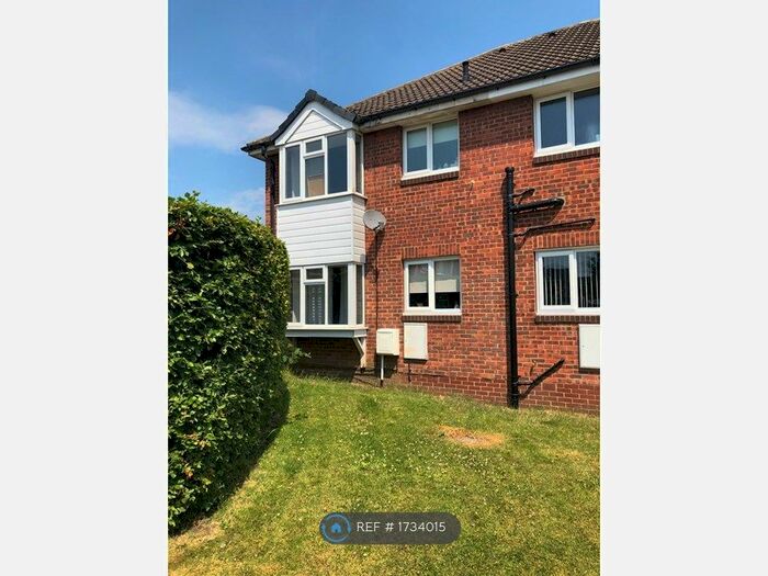 1 Bedroom End Of Terrace House To Rent In Millfields, Ossett, WF5