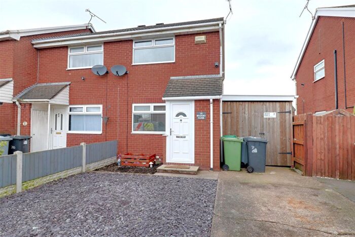 2 Bedroom End Of Terrace House To Rent In Holbury Close, Crewe, CW1