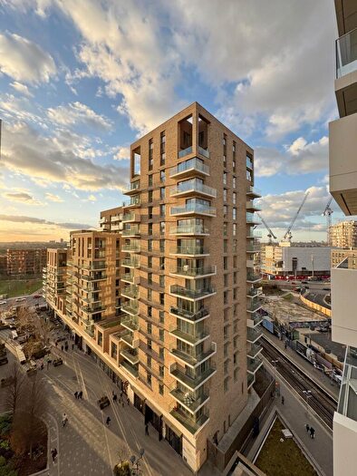 1 Bedroom Flat To Rent In Plowden Road London, SE3