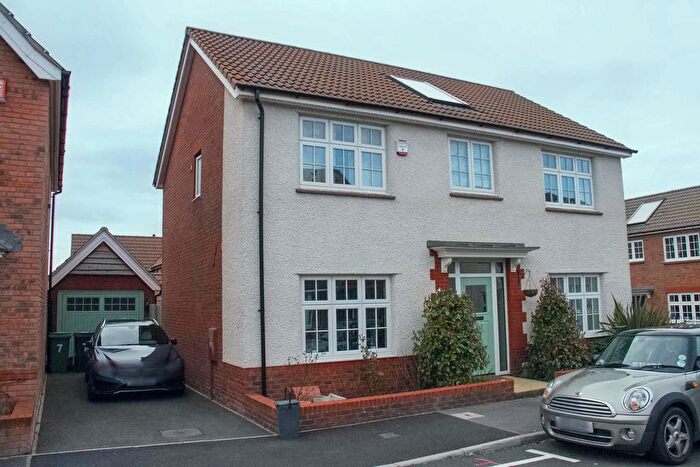 4 Bedroom Property To Rent In Tinding Drive, Bristol, BS16