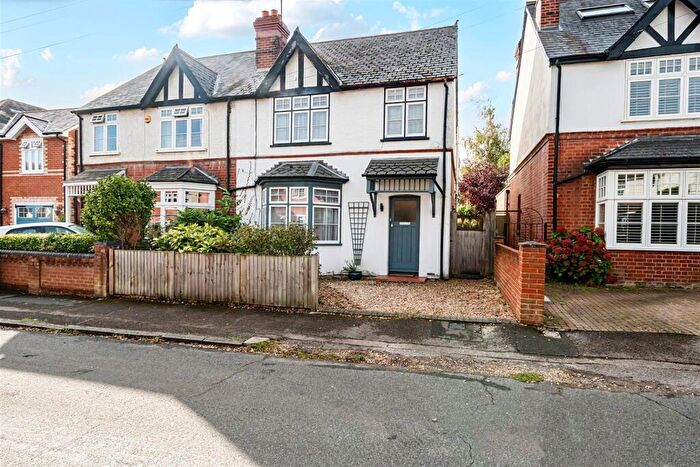 4 Bedroom Semi-Detached House For Sale In Oakley Road, Caversham, Reading, RG4