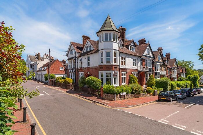 1 Bedroom Flat For Sale In Madeira Park, Tunbridge Wells, TN2