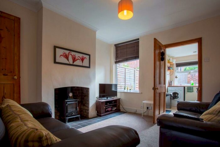 2 Bedroom Property To Rent In Leopold Street, Loughborough, LE11