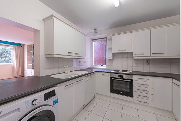 2 Bedroom Flat To Rent In Maresfield Gardens, Hampstead, London, NW3