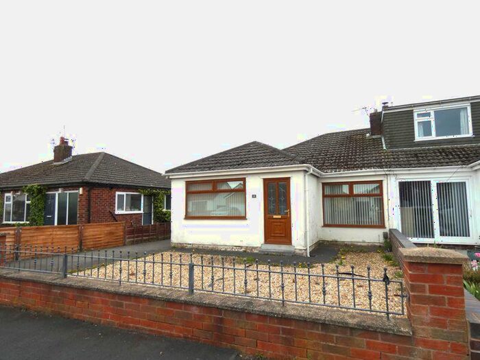 3 Bedroom Semi-Detached House To Rent In Calder Avenue, Freckleton, Preston, PR4