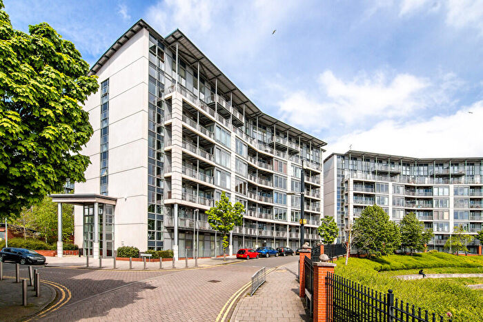 1 Bedroom Apartment To Rent In Longleat Avenue, Park Central, Birmingham, B15
