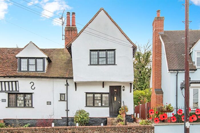 2 Bedroom Semi Detached House For Sale In Lexden Road, Colchester, CO3