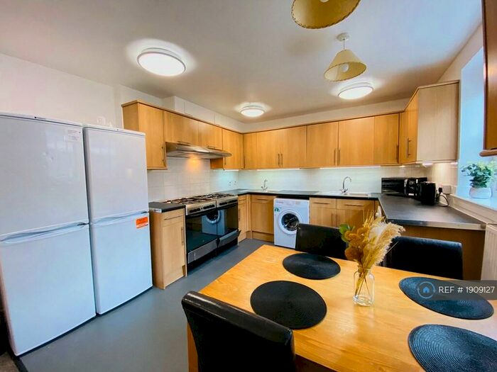 8 Bedroom Terraced House To Rent In Regent Street, Leamington Spa, CV32