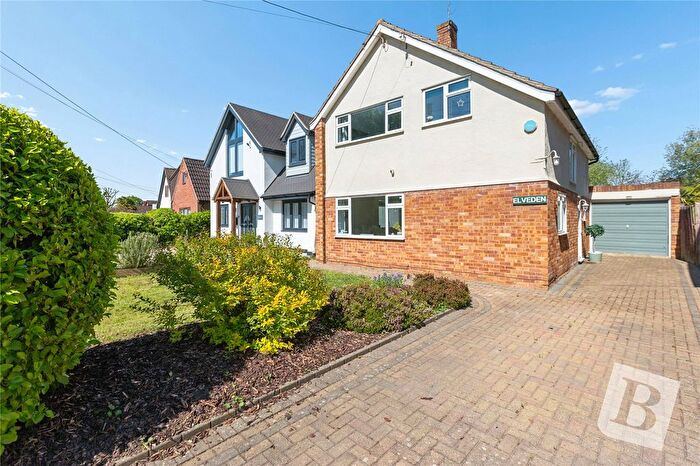 3 Bedroom Detached House For Sale In Hook End Road, Hook End, Brentwood, Essex, CM15