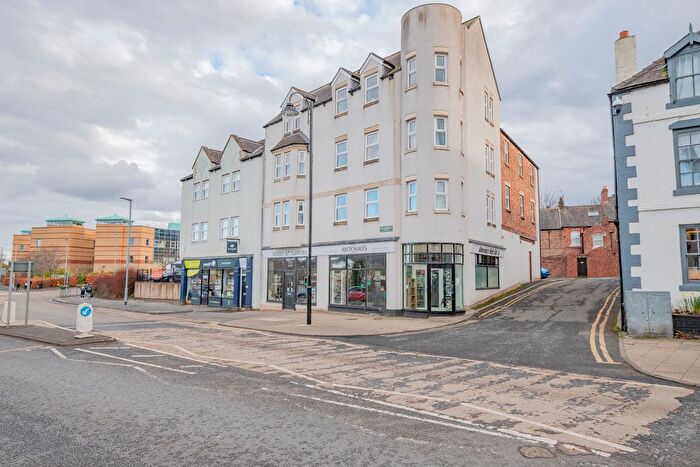 2 Bedroom Flat To Rent In Priestpopple, Hexham, NE46