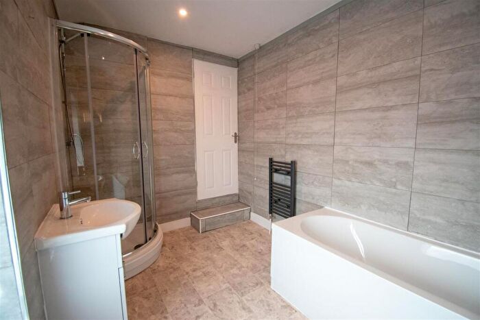 3 Bedroom End Of Terrace House For Sale In Havelock Street, Ripley, DE5