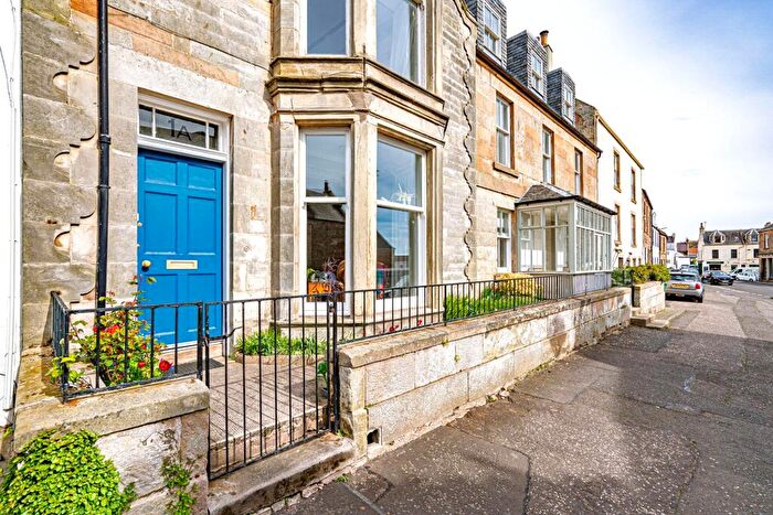 2 Bedroom Apartment For Sale In West Green, Crail, Anstruther, Fife, KY10