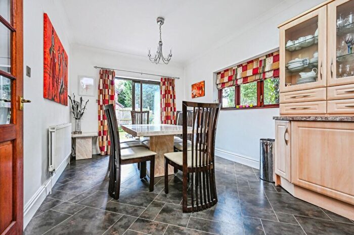 5 Bedroom Detached House For Sale In Sunrise Close, Grassendale, Liverpool, L19