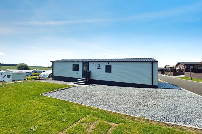 2 Bedroom Park Home For Sale In Cliffe Meadows, Cliffe, Selby, North Yorkshire, YO8