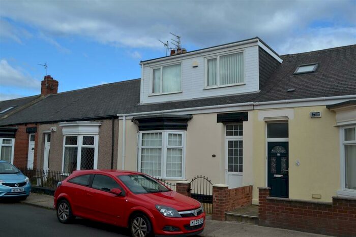 3 Bedroom Cottage To Rent In Inverness Street, Sunderland, SR6