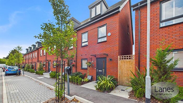 3 Bedroom End Of Terrace House For Sale In Sika Gardens, Antler Way, EN2