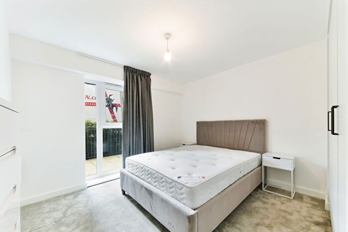 1 Bedroom Flat To Rent In Beaufort Square, Beaufort Park, Colindale, London, NW9