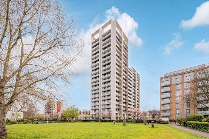 2 Bedroom Flat For Sale In Stockwell, Stockwell, London, SW9