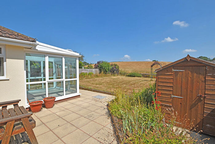 2 Bedroom Detached Bungalow For Sale In Meadow View, Uffculme, EX15