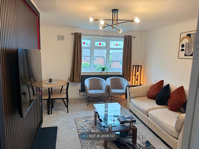 2 Bedroom Flat To Rent In Runcorn Road, Sunderland, SR5