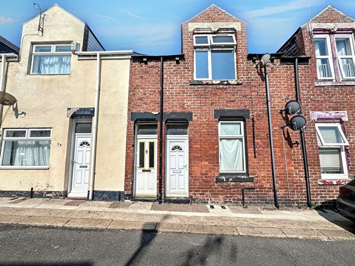 2 Bedroom Flat For Sale In Brady Street, Sunderland, SR4