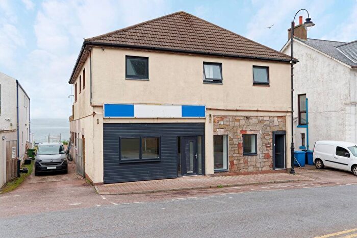 2 Bedroom Flat For Sale In Flat Siar Ard, Davies Brae, Mallaig, PH41