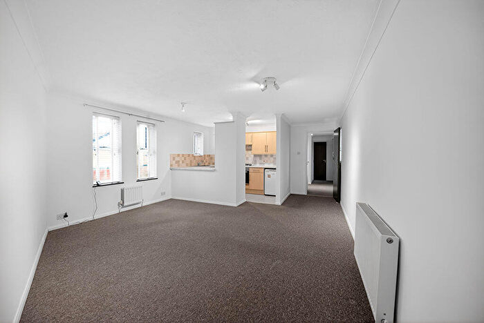 1 Bedroom Apartment To Rent In Armory Lane, Old Portsmouth, PO1