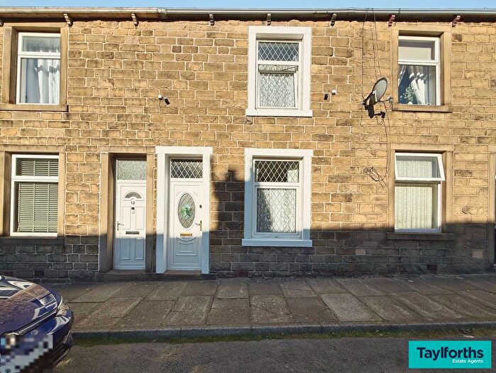 3 Bedroom Terraced House For Sale In Lower West Avenue, Barnoldswick, BB18