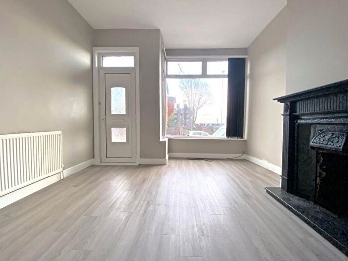 3 Bedroom Terraced House To Rent In Middlewood Rd, Hillsborough, Sheffield, S6
