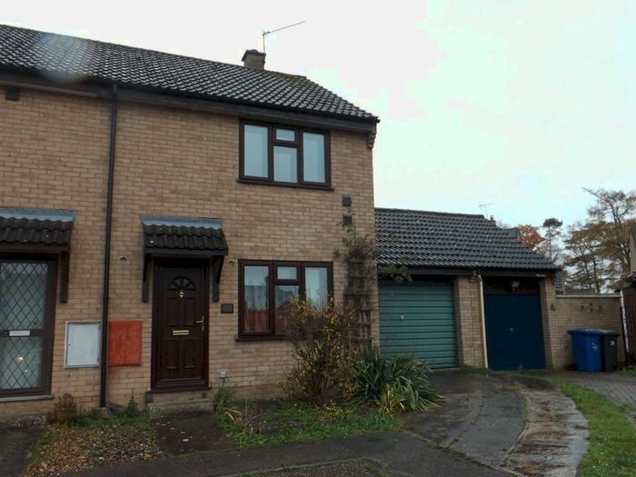 2 Bedroom Semi-Detached House To Rent In Willow Close, Brandon IP27