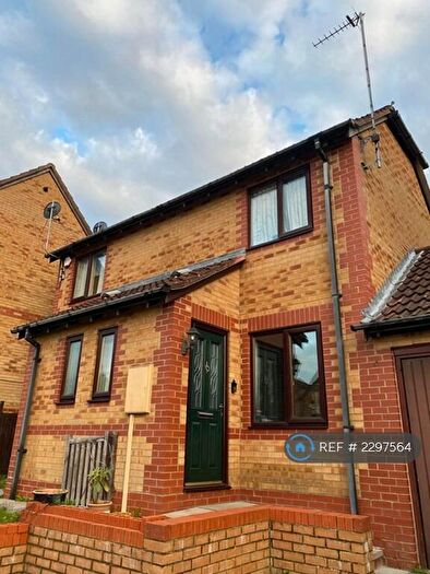 3 Bedroom Detached House To Rent In Fosters Lane, Bradwell, Milton Keynes, MK13