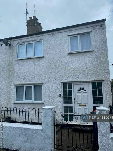 3 Bedroom Semi-Detached House To Rent In Queens Road, Little Sutton, Ellesmere Port, CH66