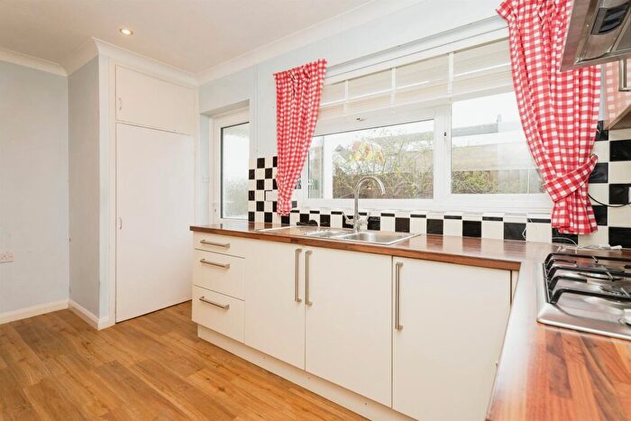 2 Bedroom Detached Bungalow For Sale In Burnt Hills, Cromer, NR27