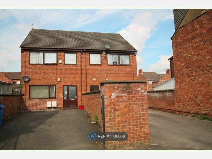 1 Bedroom Flat To Rent In Havelock Street, Kettering, NN16