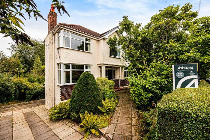 4 Bedroom Detached House For Sale In Owen Road, Rainhill, L35