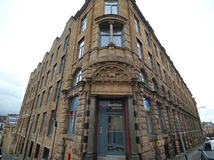1 Bedroom Flat To Rent In Woolston Warehouse, Grattan Road, Bradford, West Yorkshire, BD1