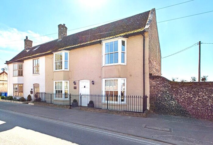 3 Bedroom Semi-Detached House For Sale In High Street, Lakenheath, IP27