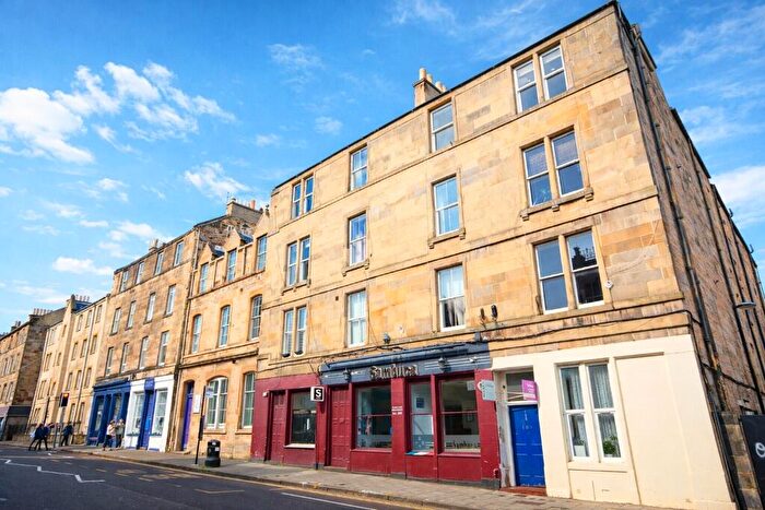1 Bedroom Flat To Rent In Causewayside, Newington, Edinburgh, EH9