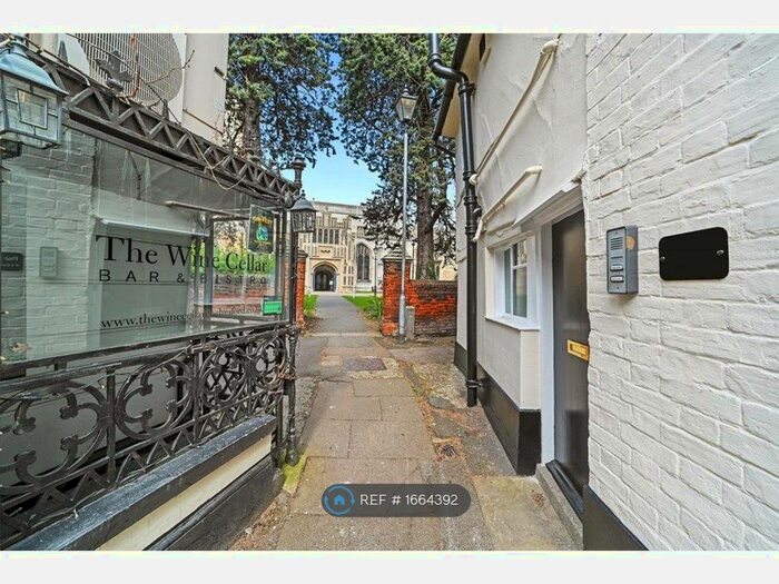 2 Bedroom Flat To Rent In Duke Street, Chelmsford, CM1