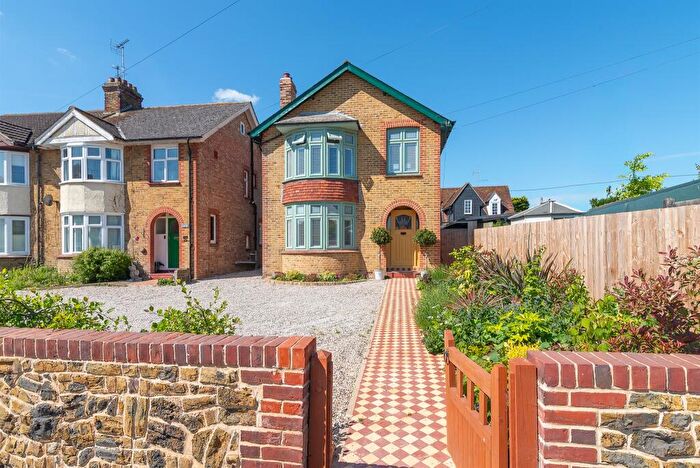 3 Bedroom Detached House For Sale In Fambridge Road, Maldon, CM9