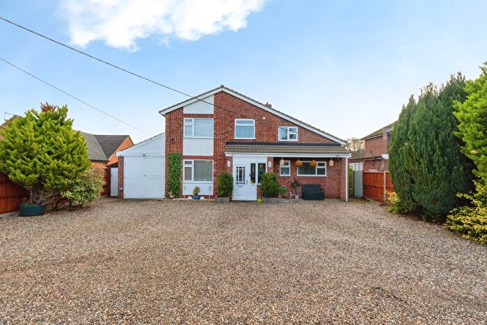 4 Bedroom Detached House For Sale In Swaffham Road, Mundford, Thetford, IP26
