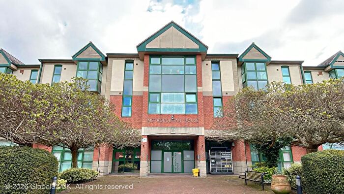 2 Bedroom Flat To Rent In Brindley Road, Old Trafford, M16