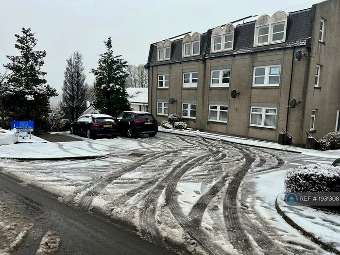 2 Bedroom Flat To Rent In Cults, Aberdeen, AB15