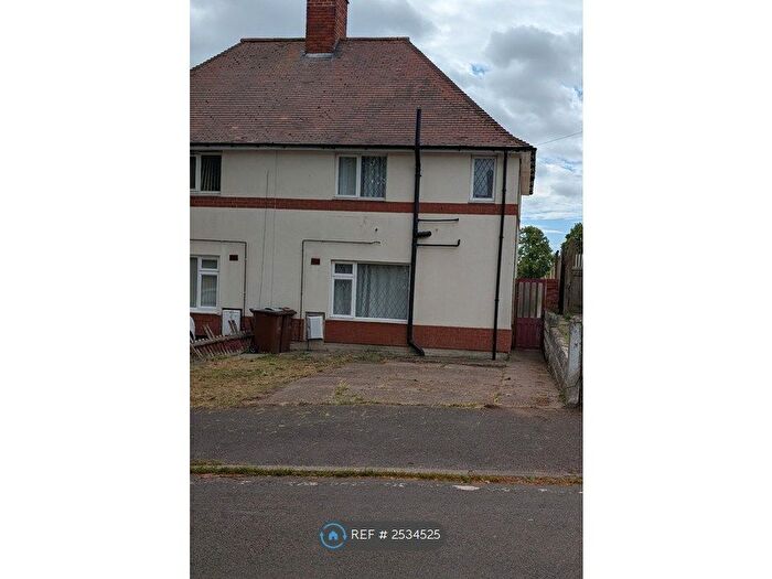 3 Bedroom Semi-Detached House To Rent In Grindon Crescent, Nottingham, NG6