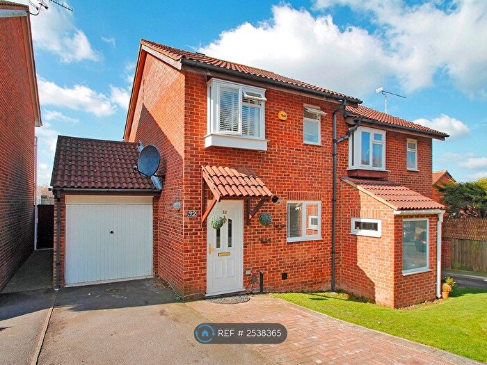 2 Bedroom Semi-Detached House To Rent In Otford Close, Crawley, RH11