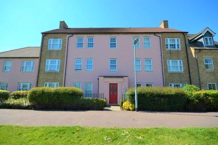 2 Bedroom Flat To Rent In Kings Avenue, Ely, CB7