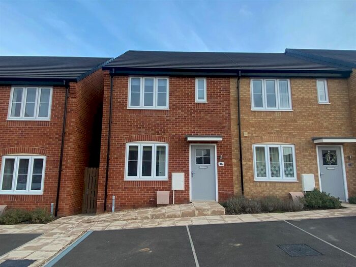 2 Bedroom End Of Terrace House For Sale In Hazelnut Way, Louth, LN11