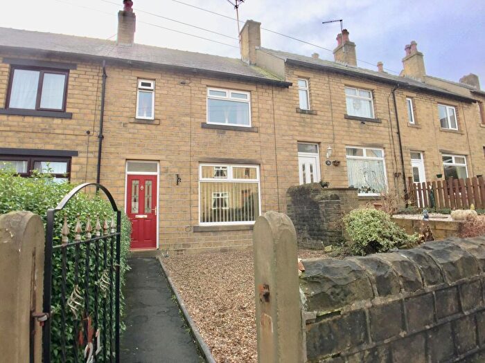 2 Bedroom Terraced House For Sale In Minerva Street, Cowlersley, Huddersfield, HD4