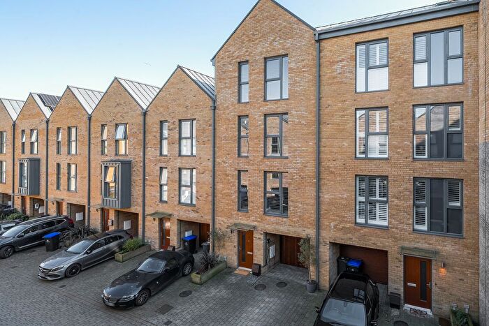 3 Bedroom Terraced House For Sale In Salt Marsh Road, Shoreham-By-Sea, BN43