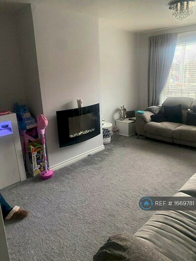 2 Bedroom End Of Terrace House To Rent In Leicester, Leicester, LE2